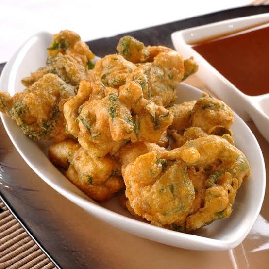Veg Pakoda (6 Pcs)